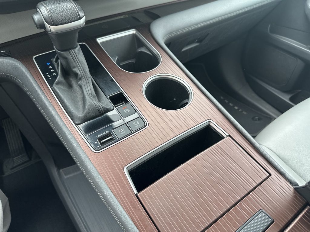 2023 Toyota Sienna XLE - Photo 10