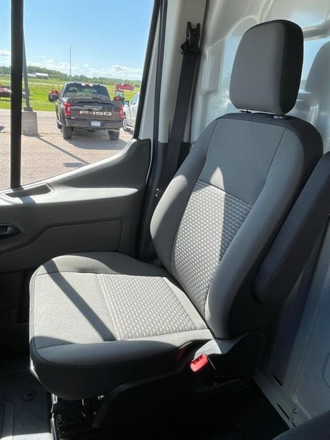 2025 Ford Transit Van Base - Photo 20
