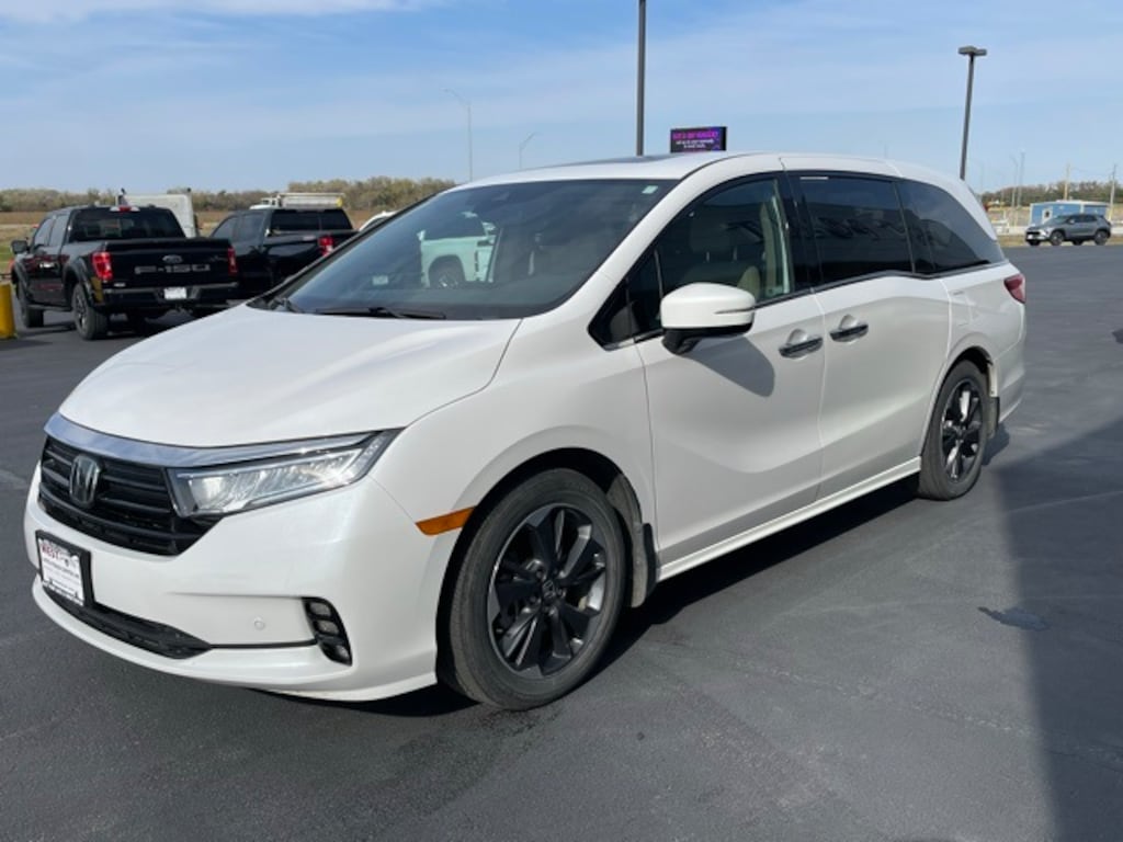 Used 2023 Honda Odyssey Elite Minivan/Van