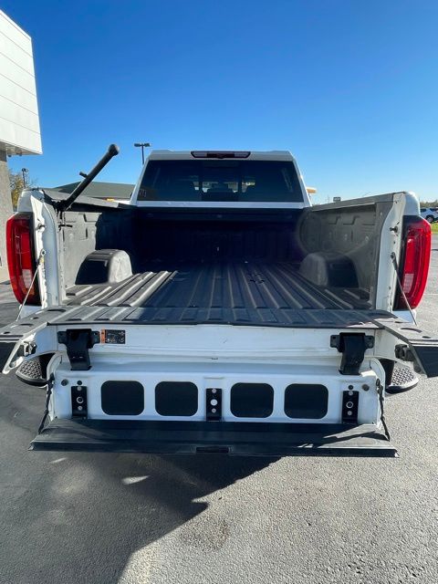 2023 GMC Sierra 2500HD SLT - Photo 9