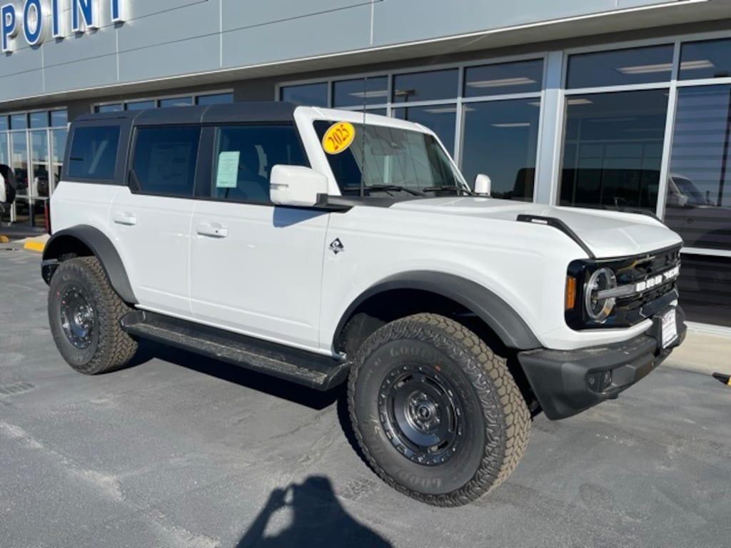 New 2025 Ford Bronco Outer Banks SUV