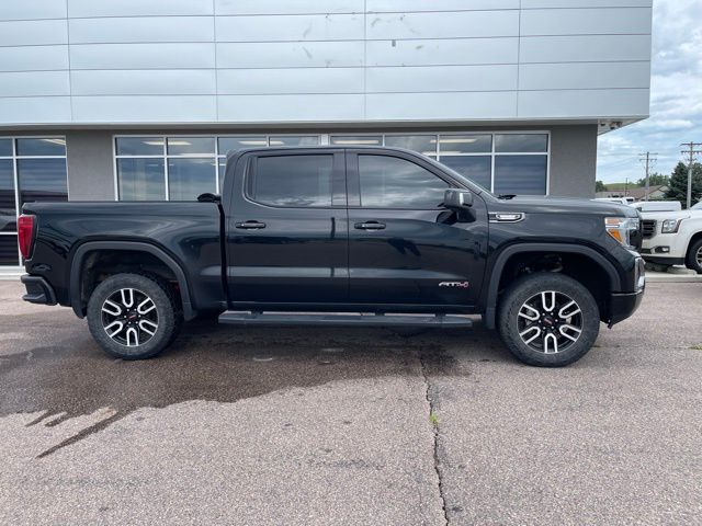 2020 GMC Sierra 4WD Crew Cab Short Box AT4's photo