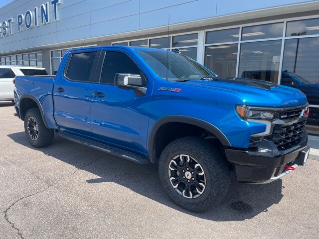 2022 Chevrolet Silverado 1500 ZR2 photo 2