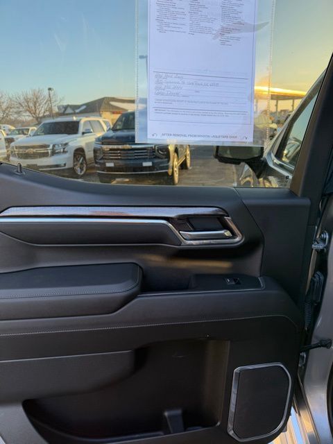 2023 Chevrolet Silverado 1500 LTZ - Photo 15