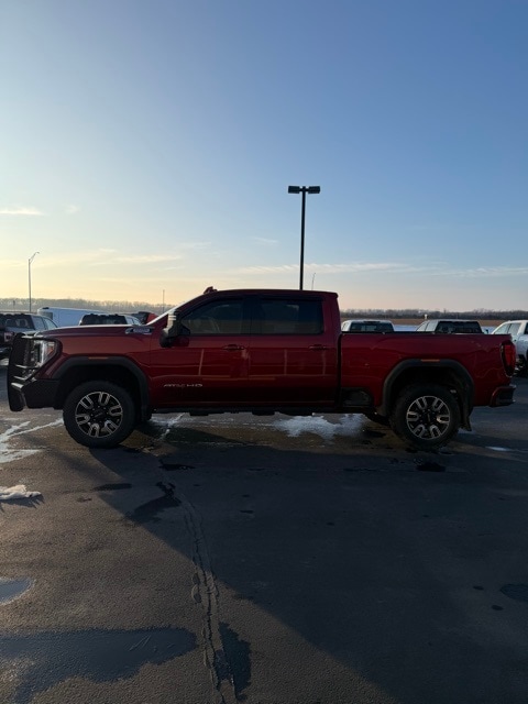 2021 GMC Sierra 2500HD AT4's photo