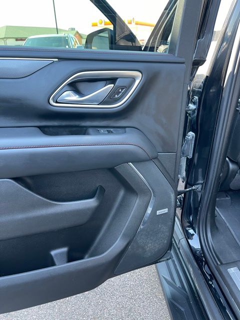 2023 Chevrolet Suburban RST - Photo 23