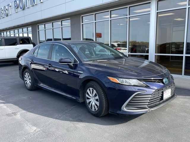 Used 2021 Toyota Camry LE with VIN 4T1H31AK2MU022009 for sale in West Point, NE