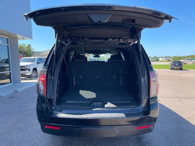 2023 Chevrolet Suburban RST - Photo 9