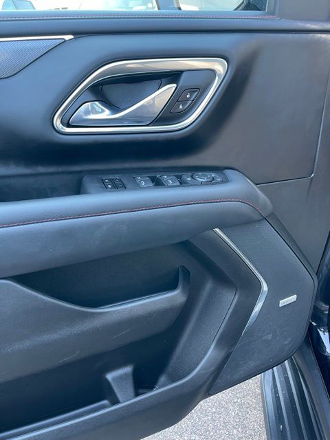 2023 Chevrolet Suburban RST - Photo 13