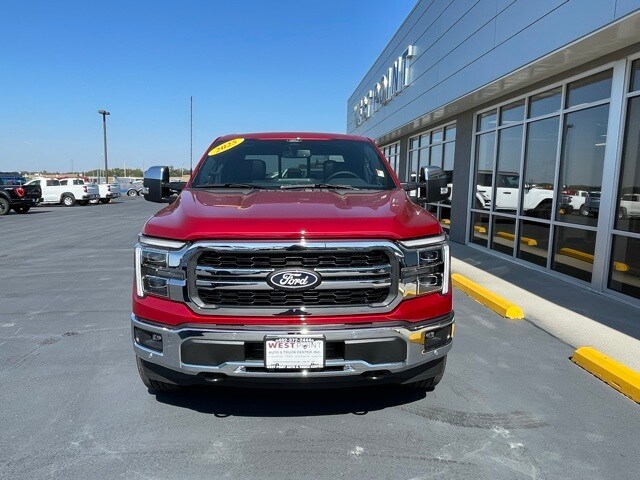 2025 Ford F-150 Lariat photo 3