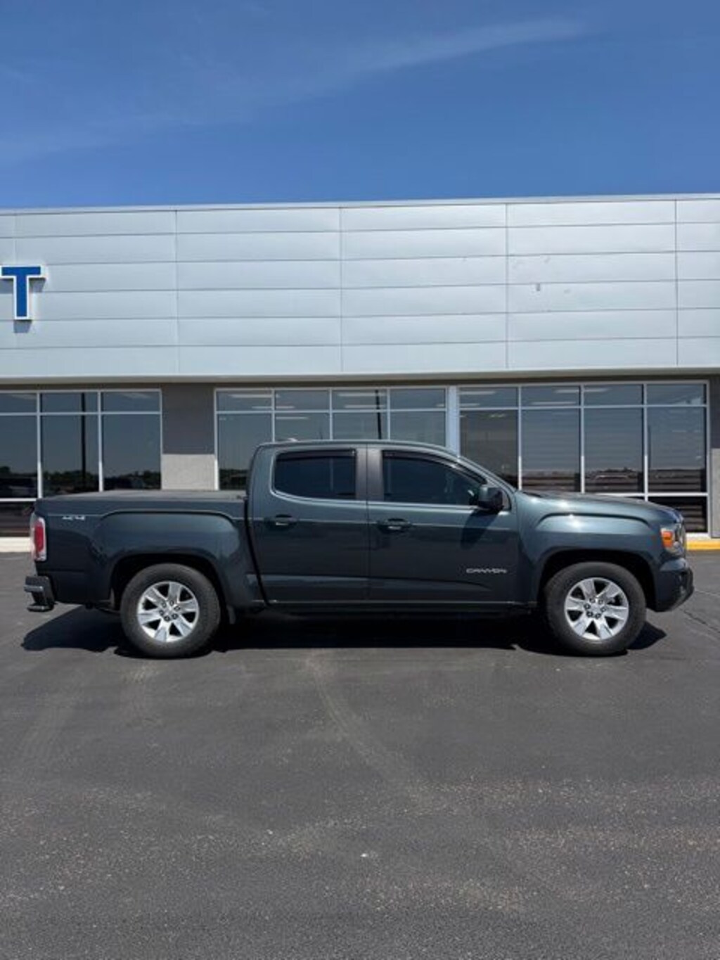 Used 2017 GMC Canyon SLE1 Truck