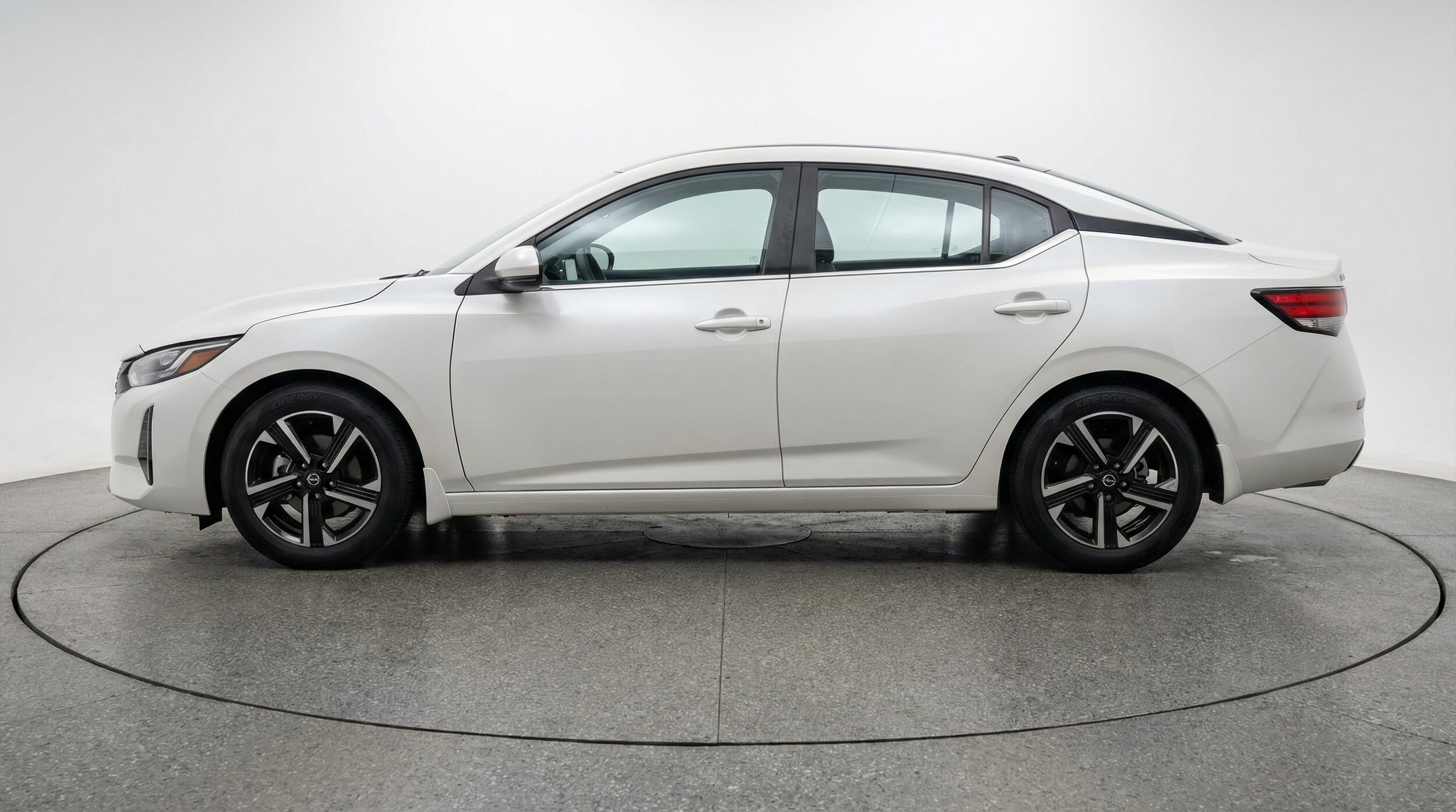 Thumbnail: 2025 Nissan Sentra - 4