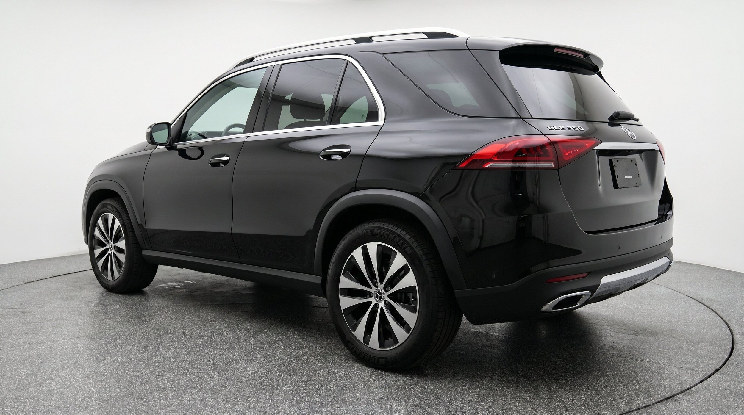 Thumbnail: 2026 Mercedes-Benz GLE - 6