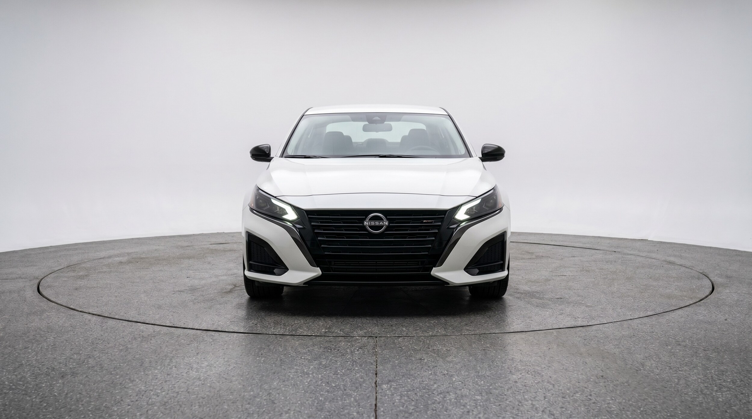 Thumbnail: 2025 Nissan Altima - 2