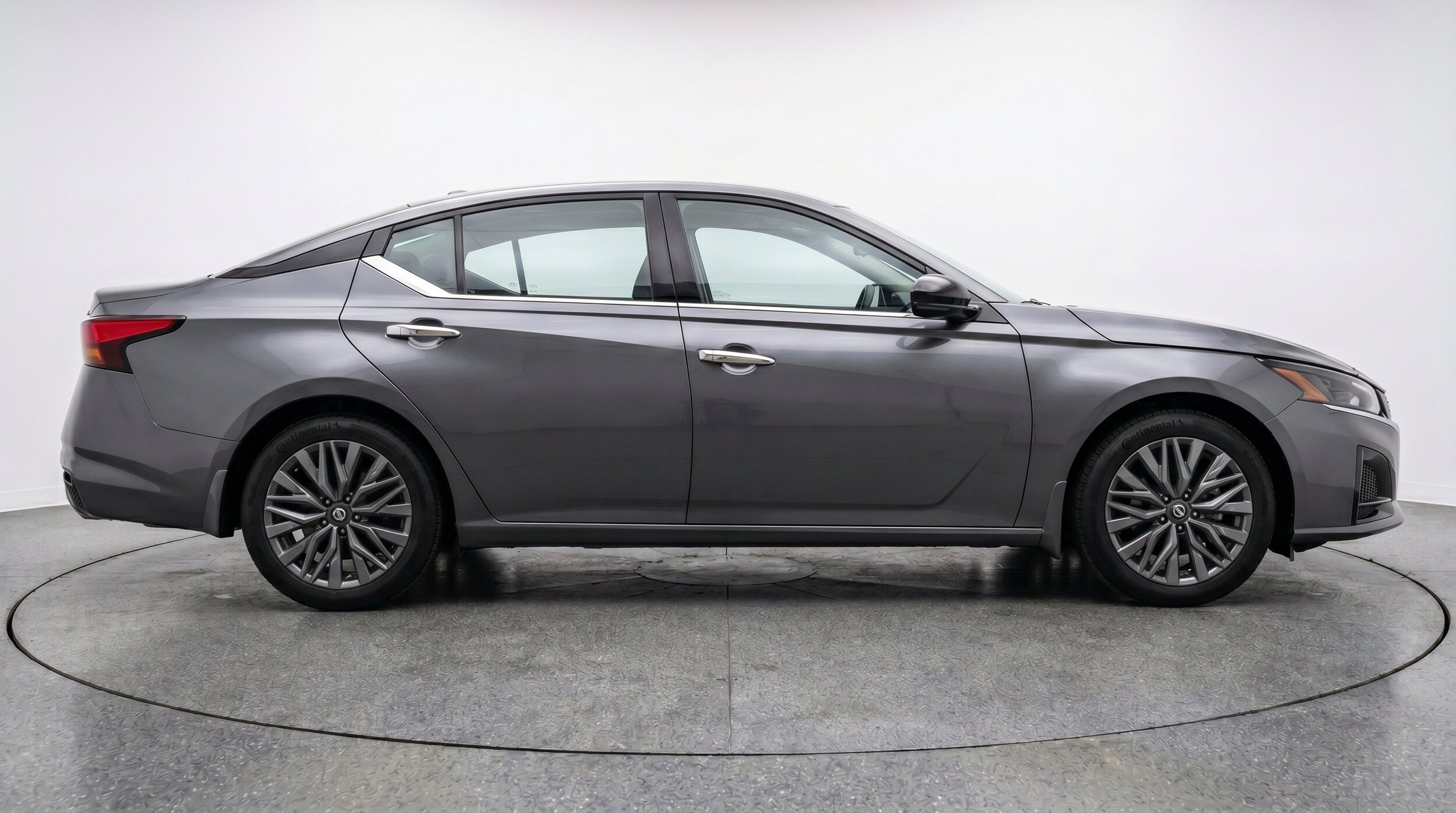Thumbnail: 2025 Nissan Altima - 11