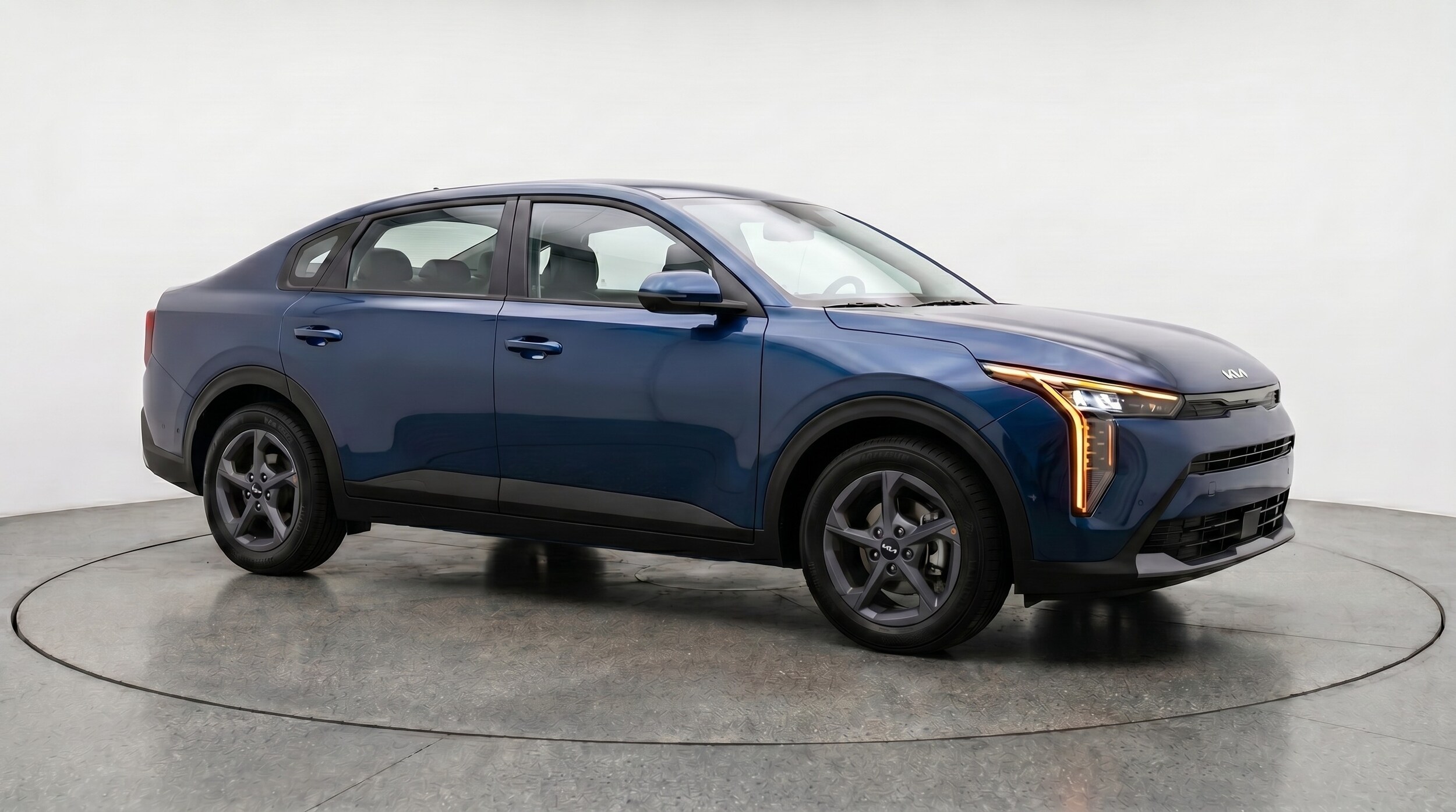 Thumbnail: 2025 Kia K4 - 1