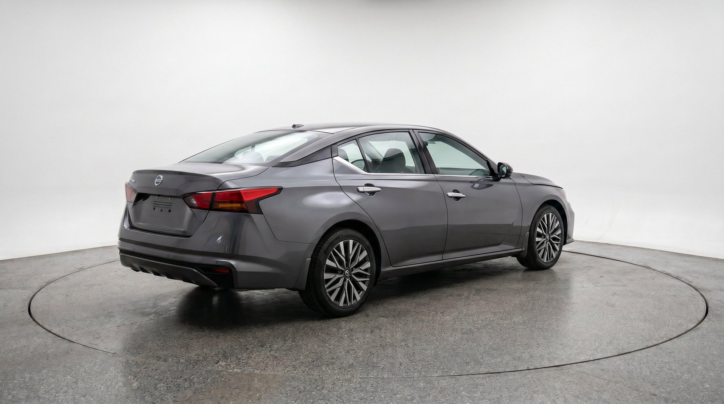 Thumbnail: 2025 Nissan Altima - 9
