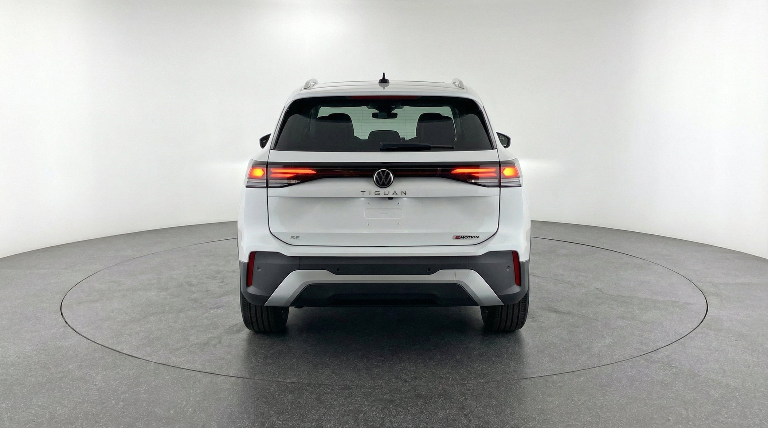 Thumbnail: 2026 Volkswagen Tiguan - 7