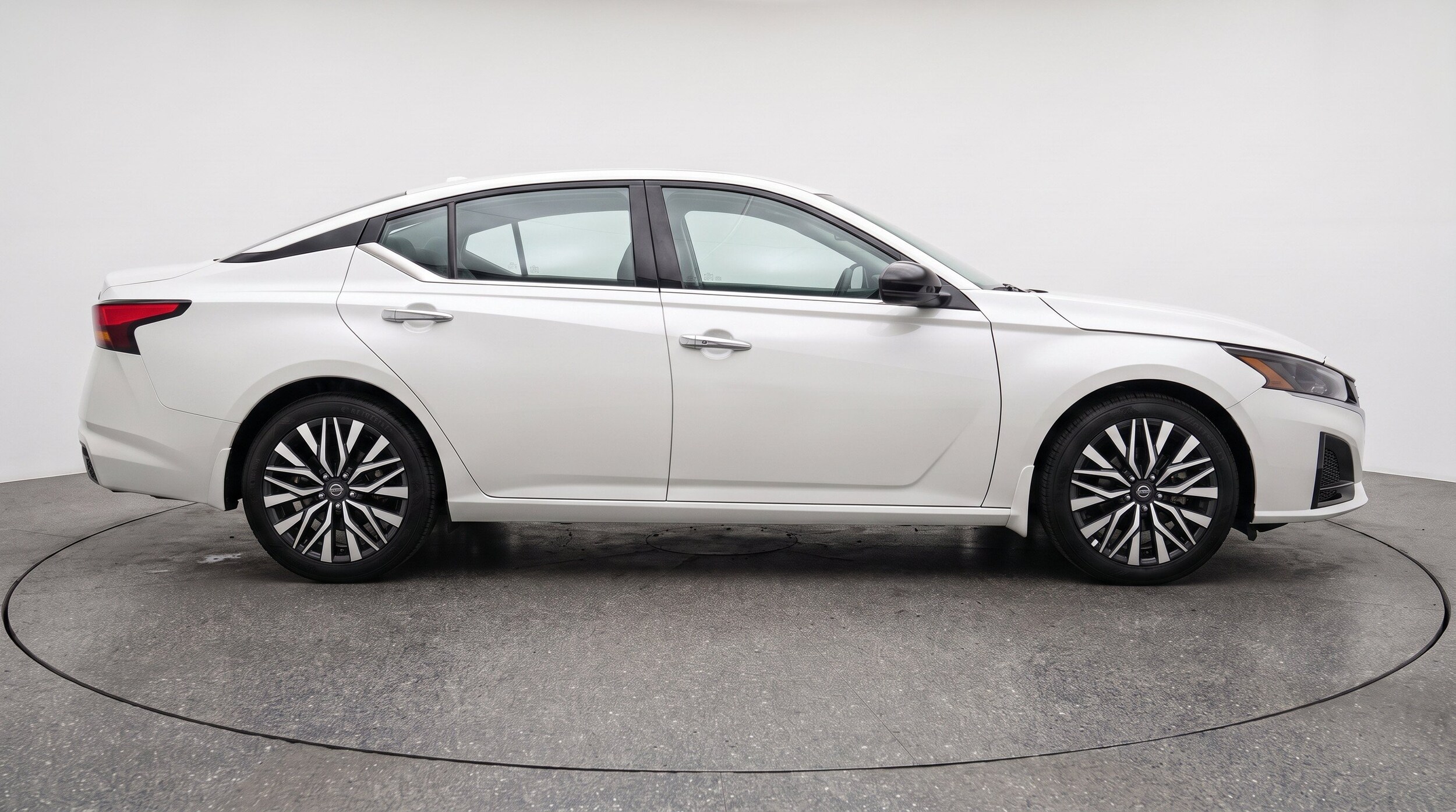 Thumbnail: 2025 Nissan Altima - 11