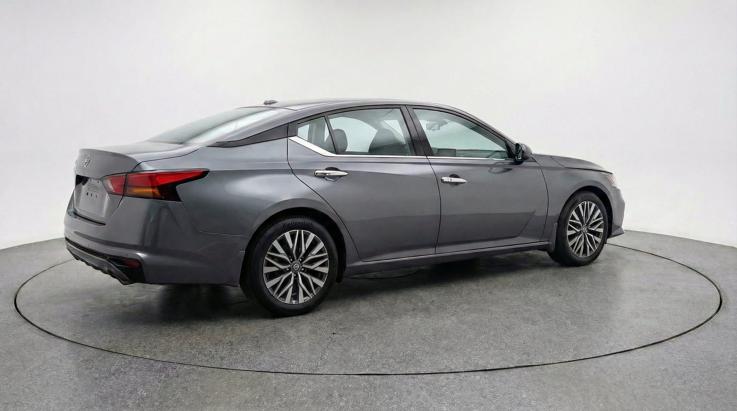 Thumbnail: 2025 Nissan Altima - 9