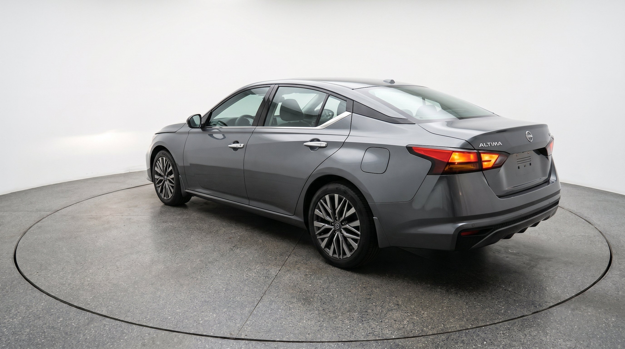 Thumbnail: 2025 Nissan Altima - 6