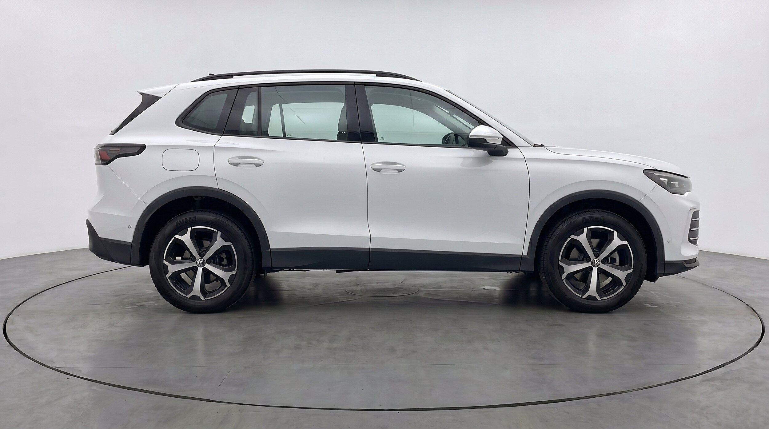 Thumbnail: 2026 Volkswagen Tiguan - 10