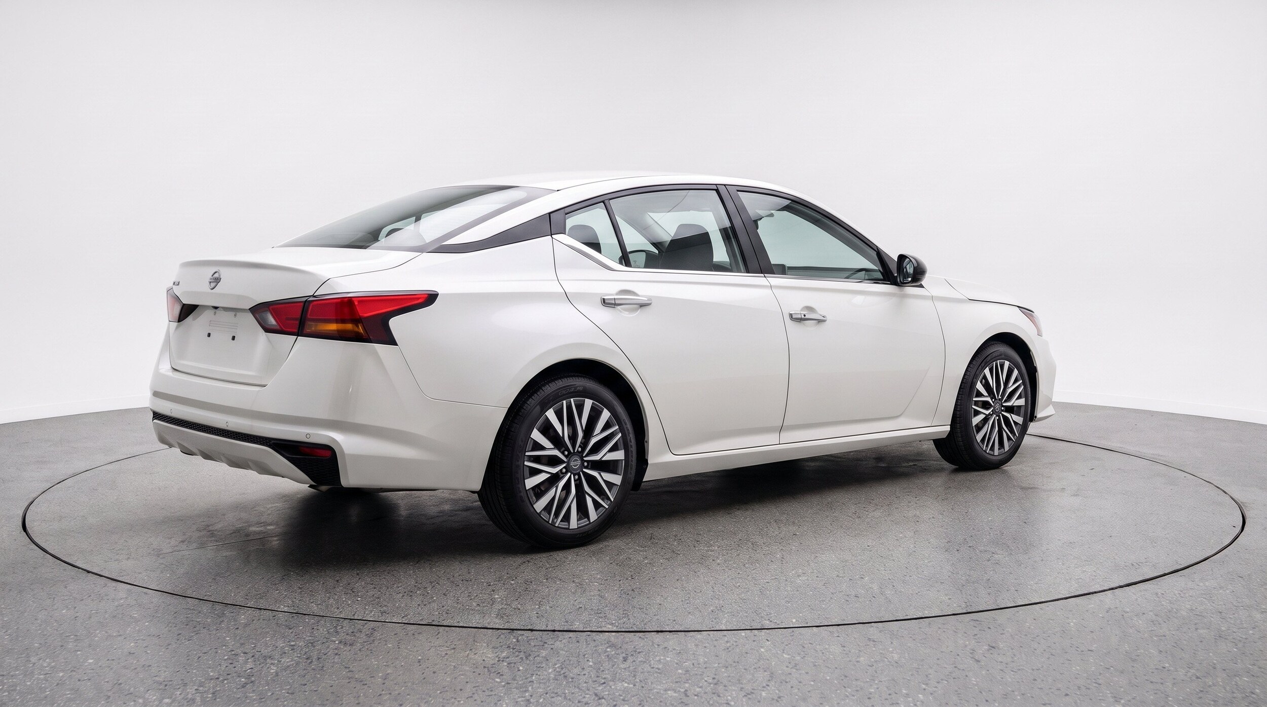 Thumbnail: 2025 Nissan Altima - 9