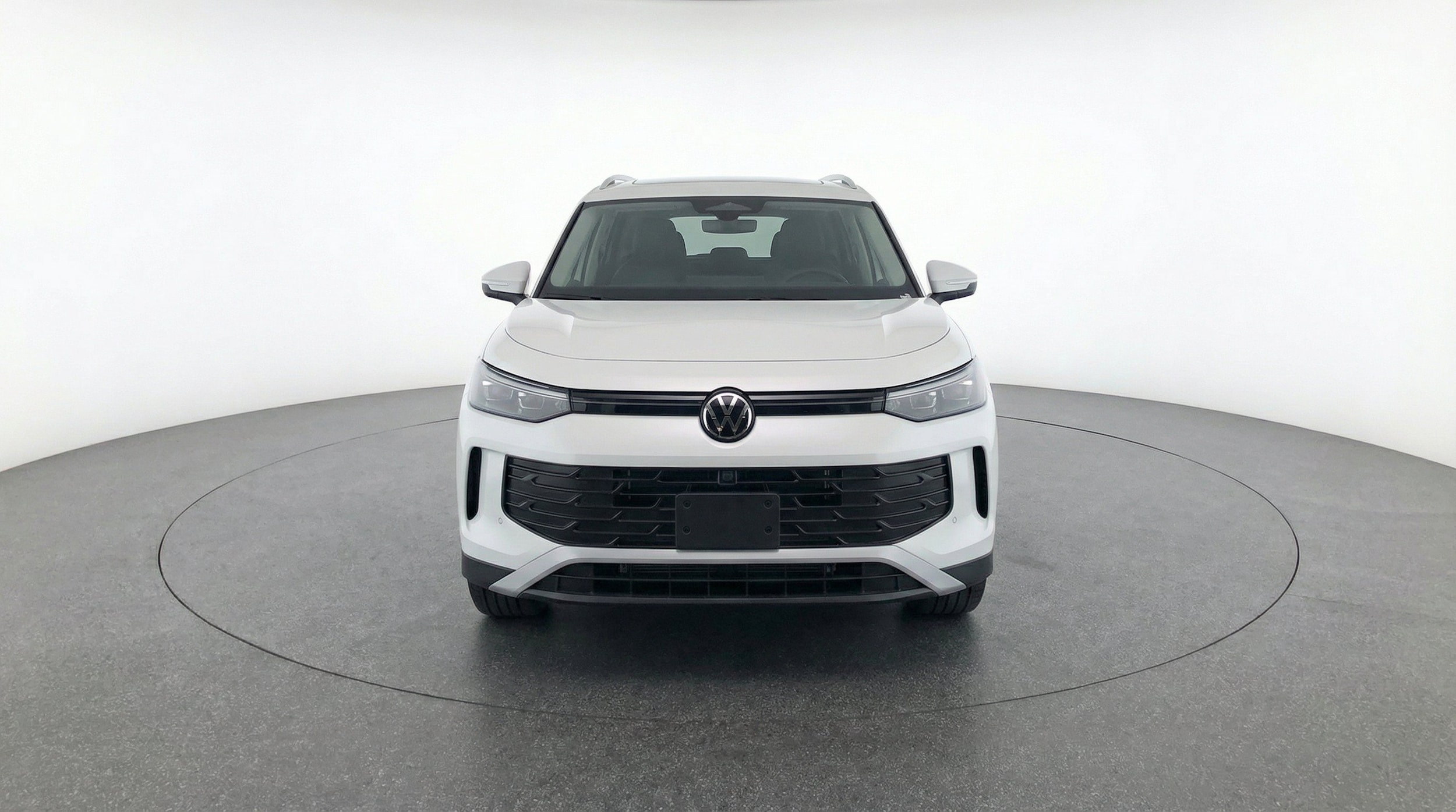Thumbnail: 2026 Volkswagen Tiguan - 2