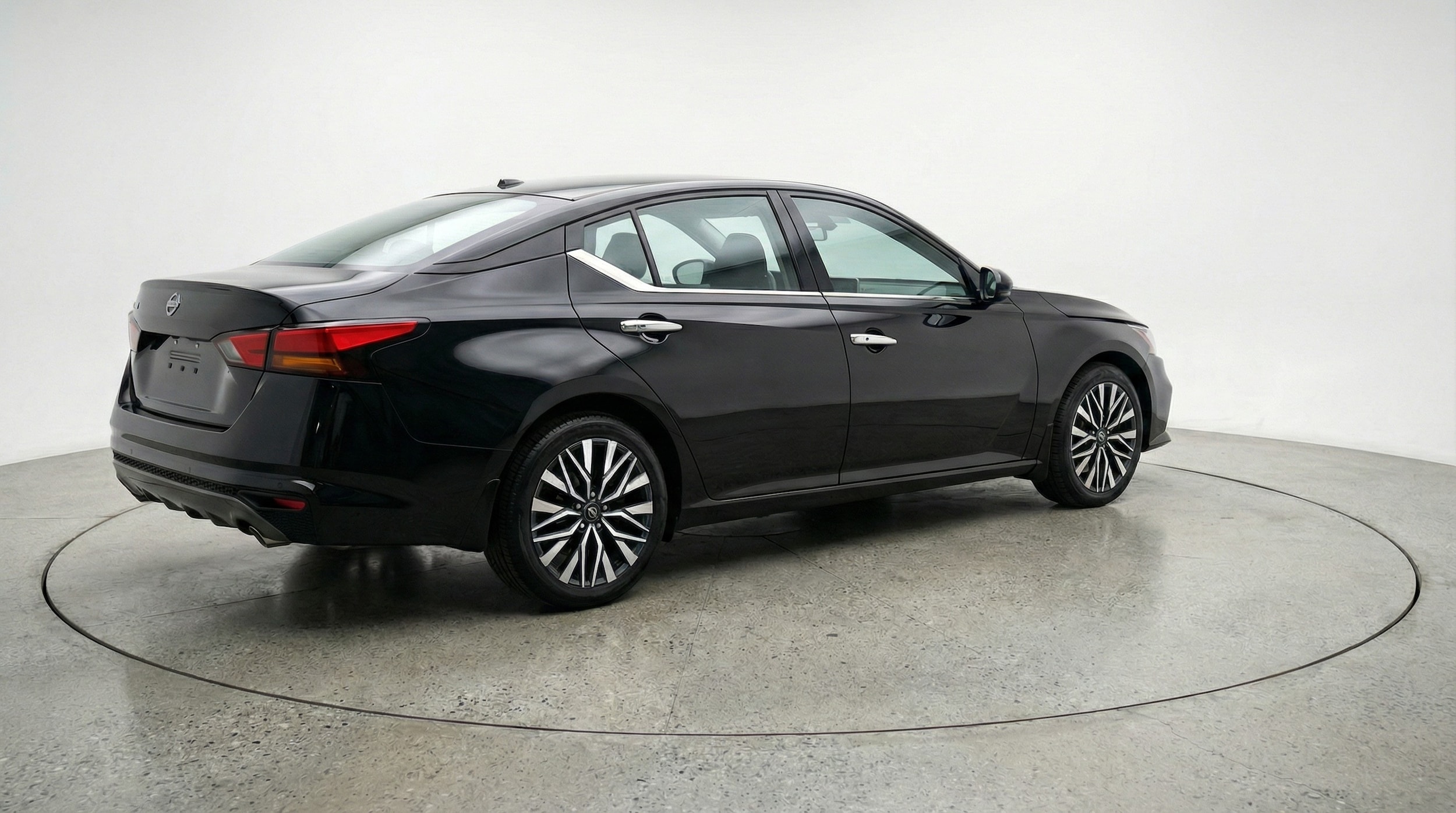 Thumbnail: 2025 Nissan Altima - 7