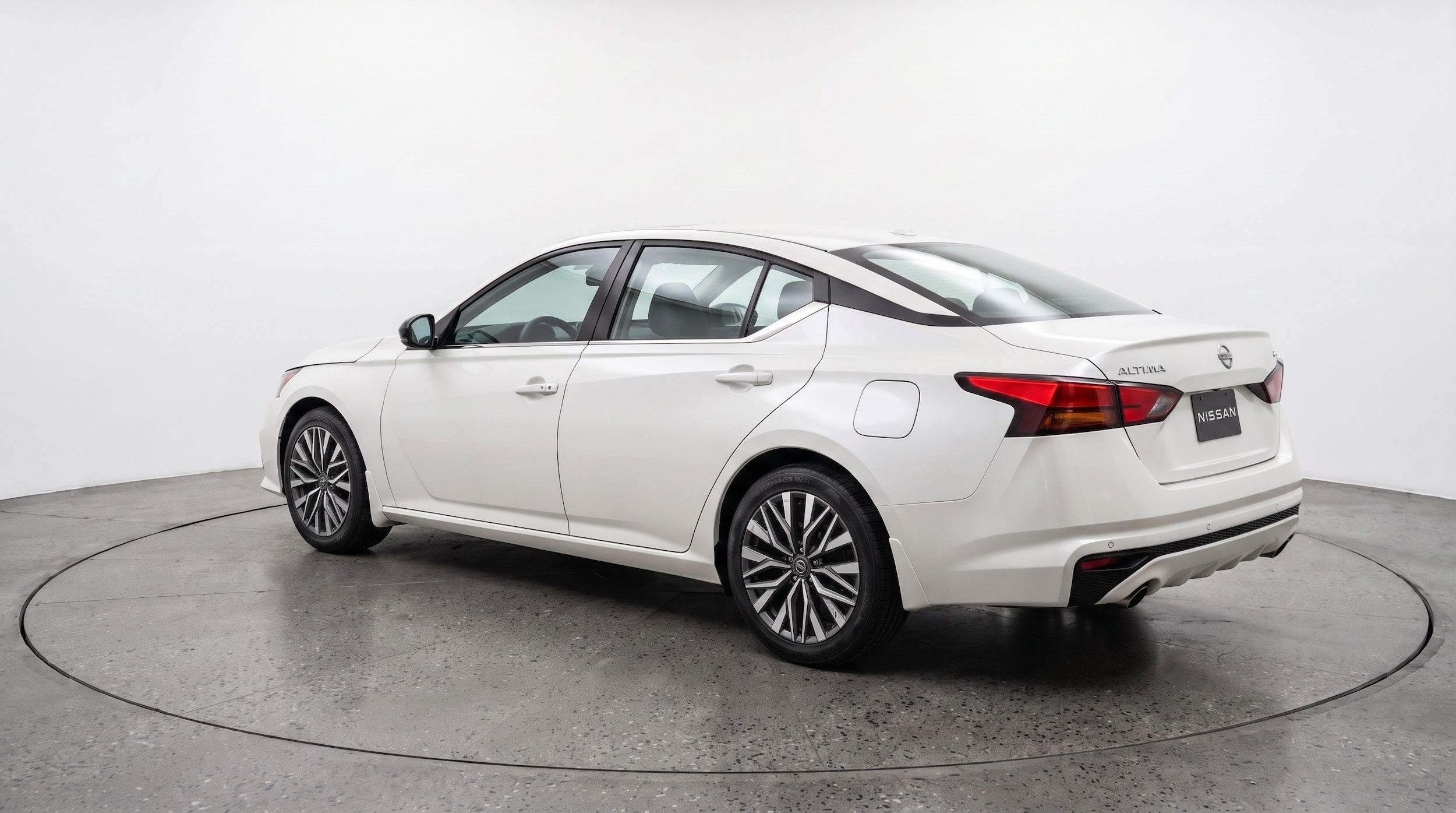 Thumbnail: 2025 Nissan Altima - 6