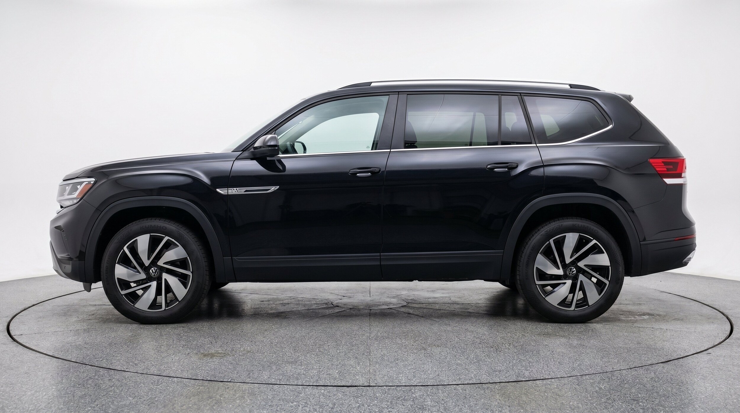 Thumbnail: 2026 Volkswagen Atlas - 5
