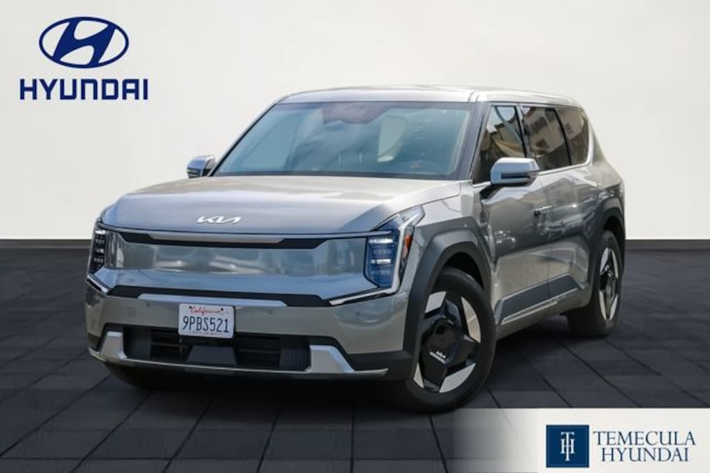 Used 2024 Kia EV9 Light Long Range SUV