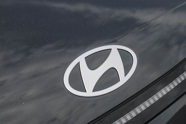 2024 Hyundai Kona EV SEL - Photo 7