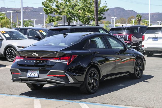 2026 Hyundai Elantra SEL Sport - Photo 11