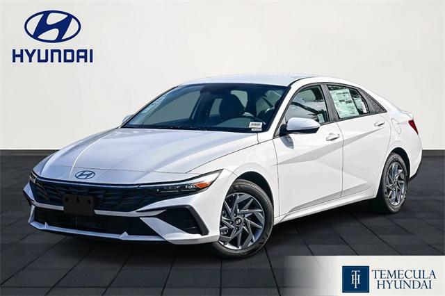 2026 Hyundai Elantra Blue's photo