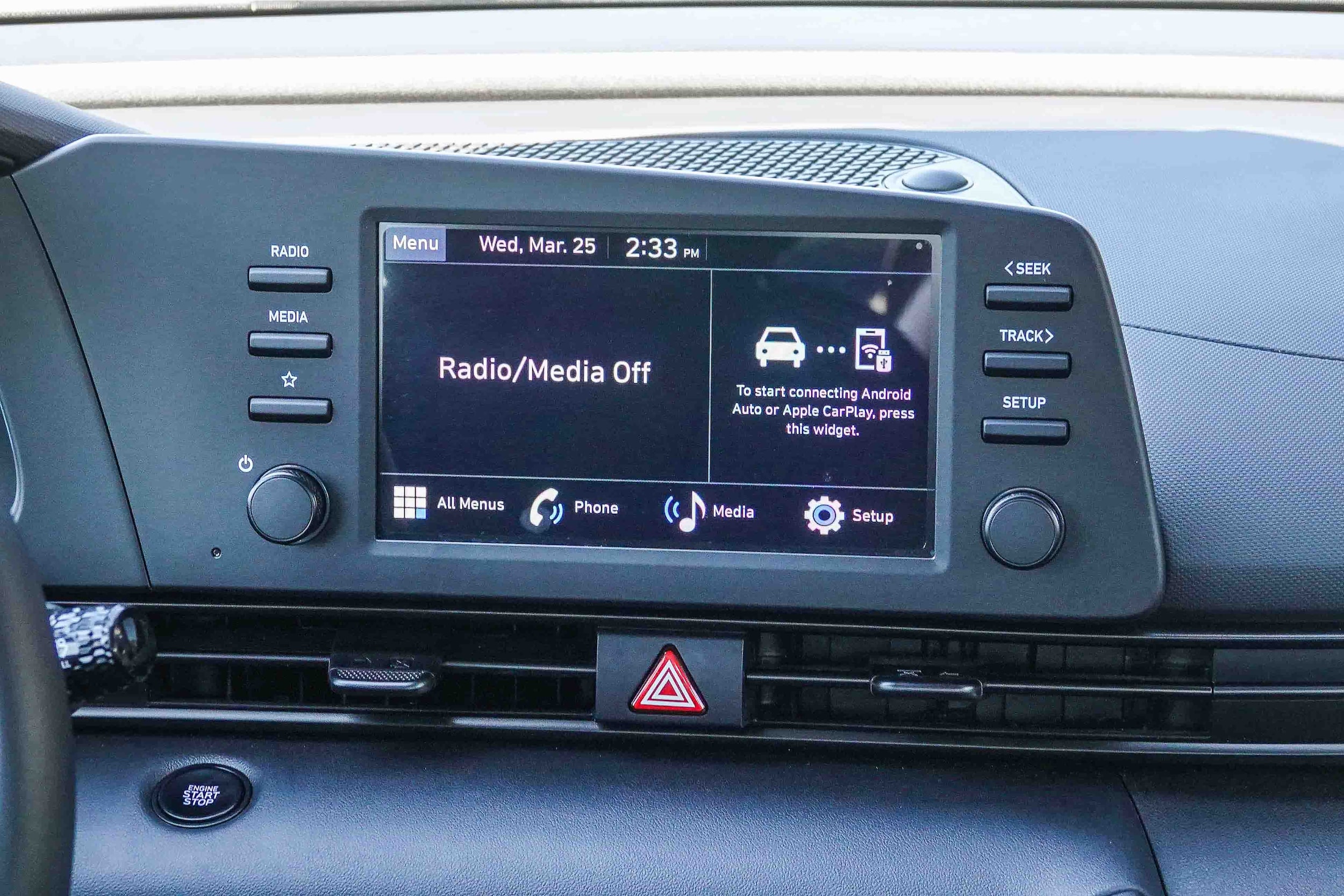 2025 Hyundai Elantra SEL - Photo 13