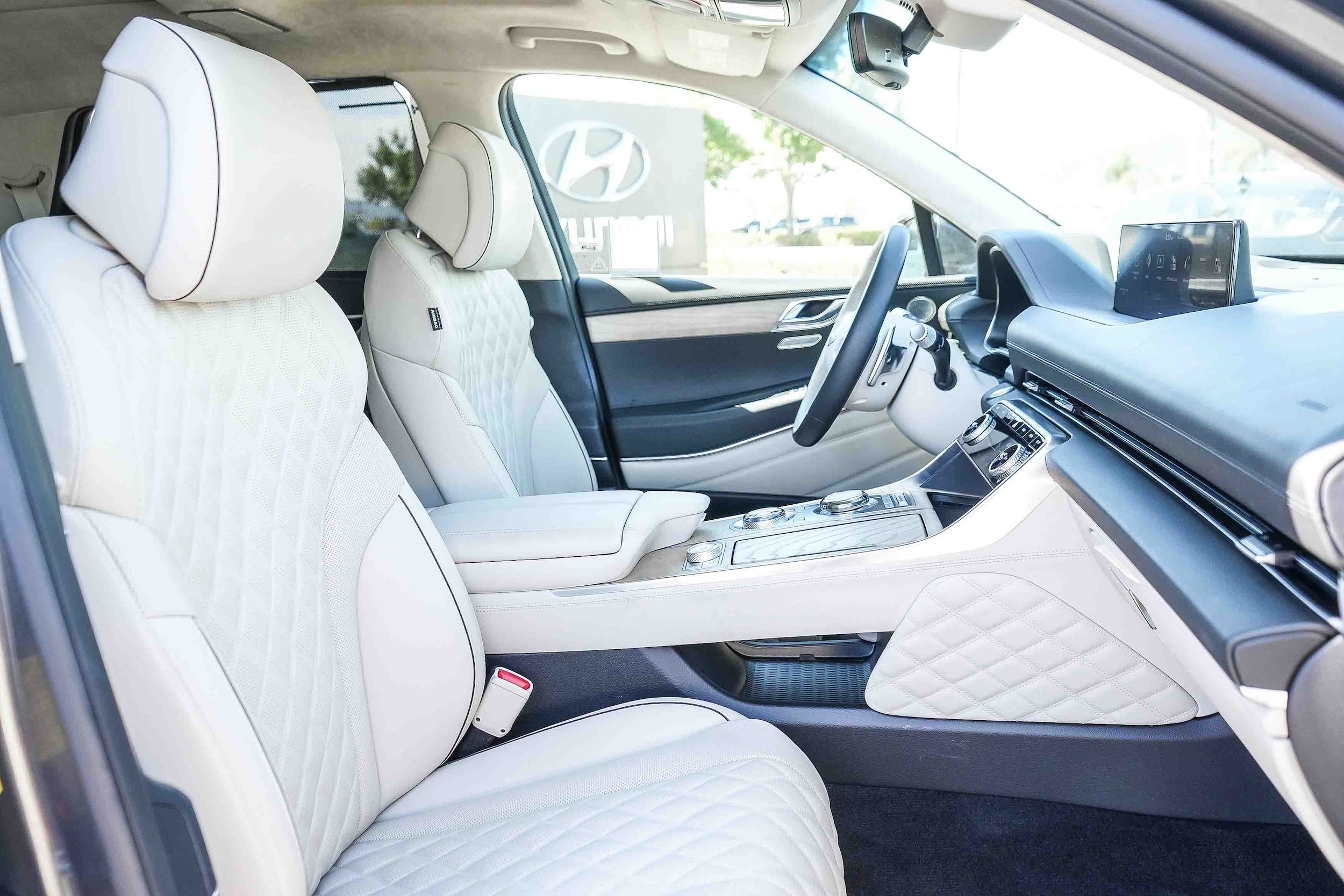 2023 GENESIS GV80 Standard - Photo 18