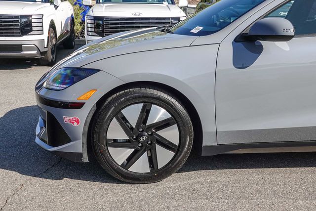 2024 Hyundai IONIQ 6 SE - Photo 10