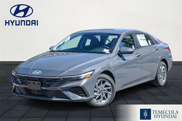 2026 Hyundai Elantra Blue's photo