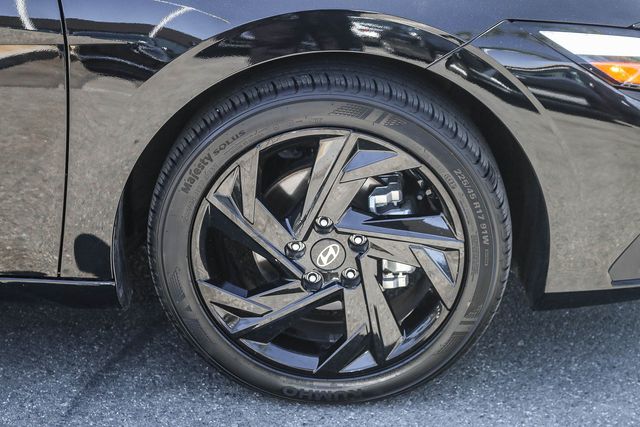 2026 Hyundai Elantra SEL Sport - Photo 16