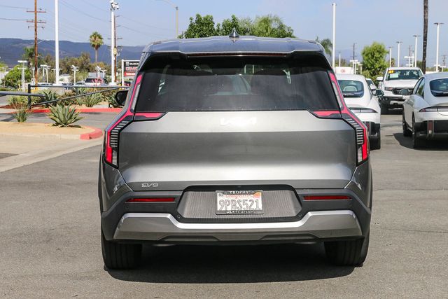 2024 Kia EV9 Light L/R - Photo 9