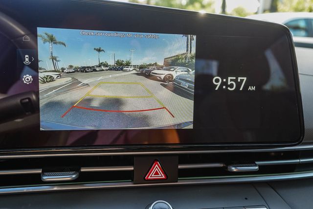 2025 Hyundai Elantra SEL - Photo 26
