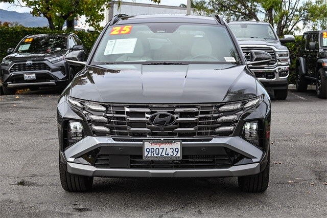 2025 Hyundai Tucson Hybrid Limited photo 2