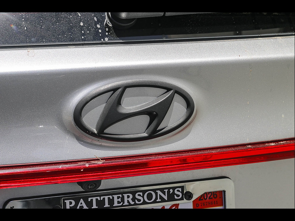 2022 Hyundai Santa Fe Limited - Photo 12
