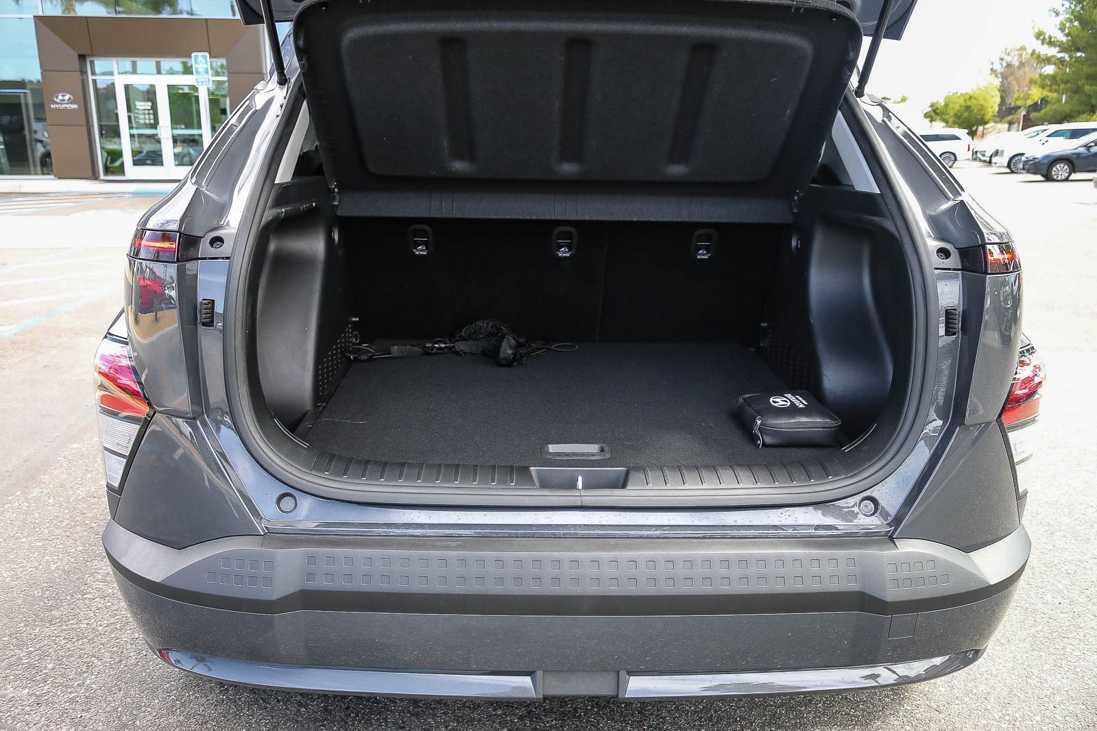 2024 Hyundai Kona EV SEL - Photo 22