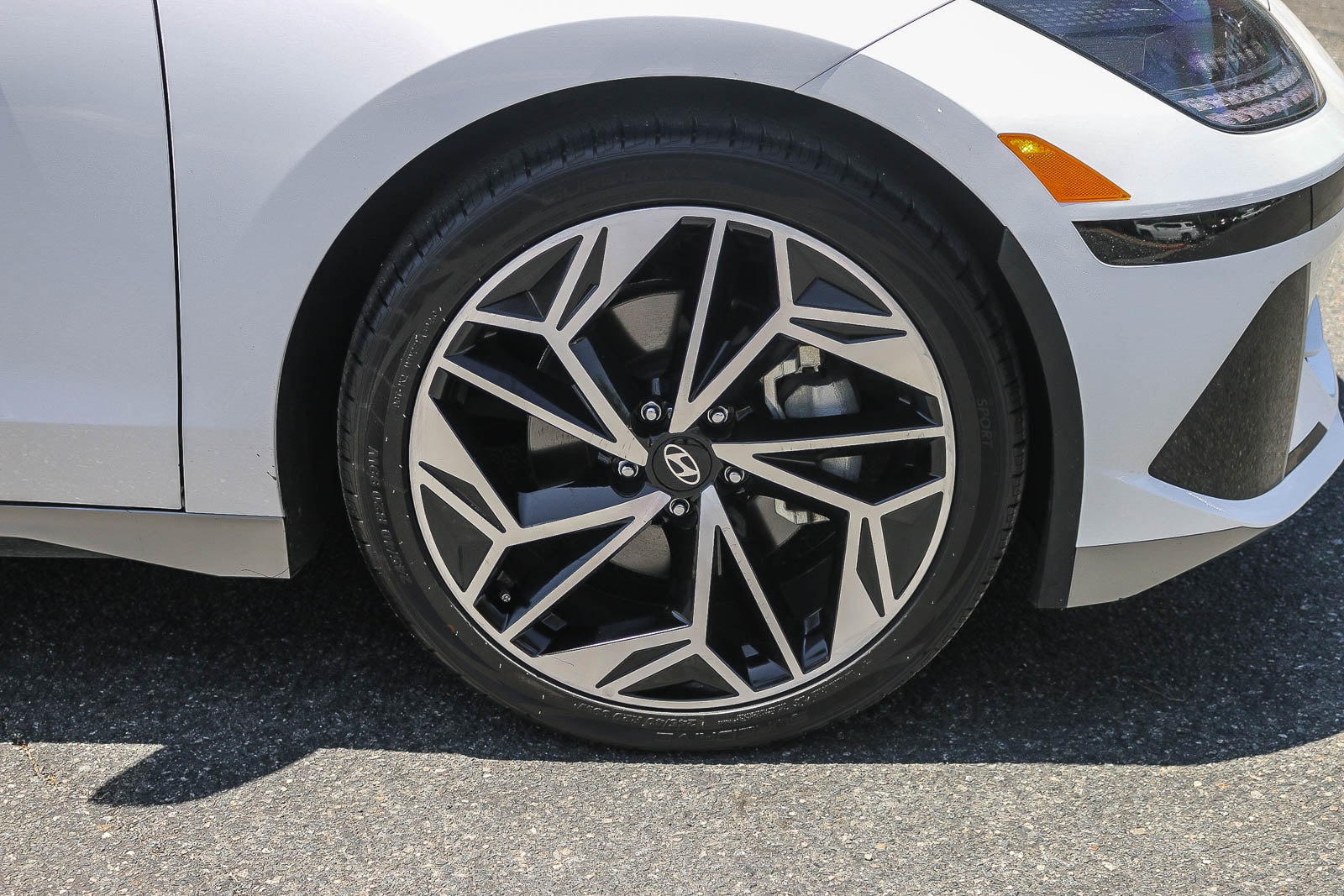 2023 Hyundai IONIQ 6 SEL - Photo 15