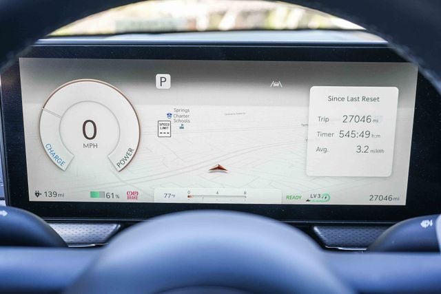 2023 GENESIS GV60 Advanced - Photo 25