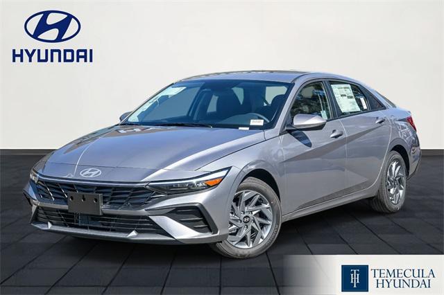 2026 Hyundai Elantra Blue's photo