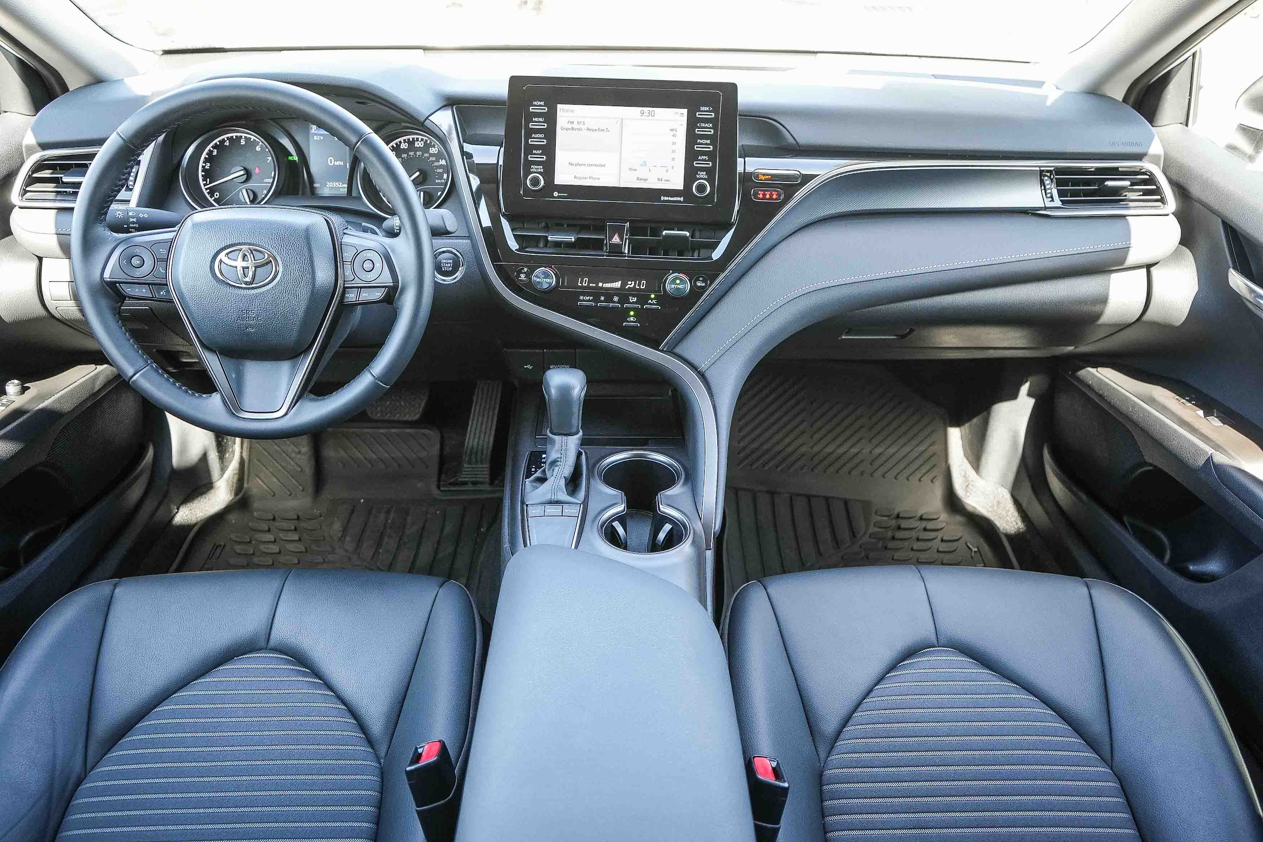 2024 Toyota Camry SE Nightshade - Photo 13