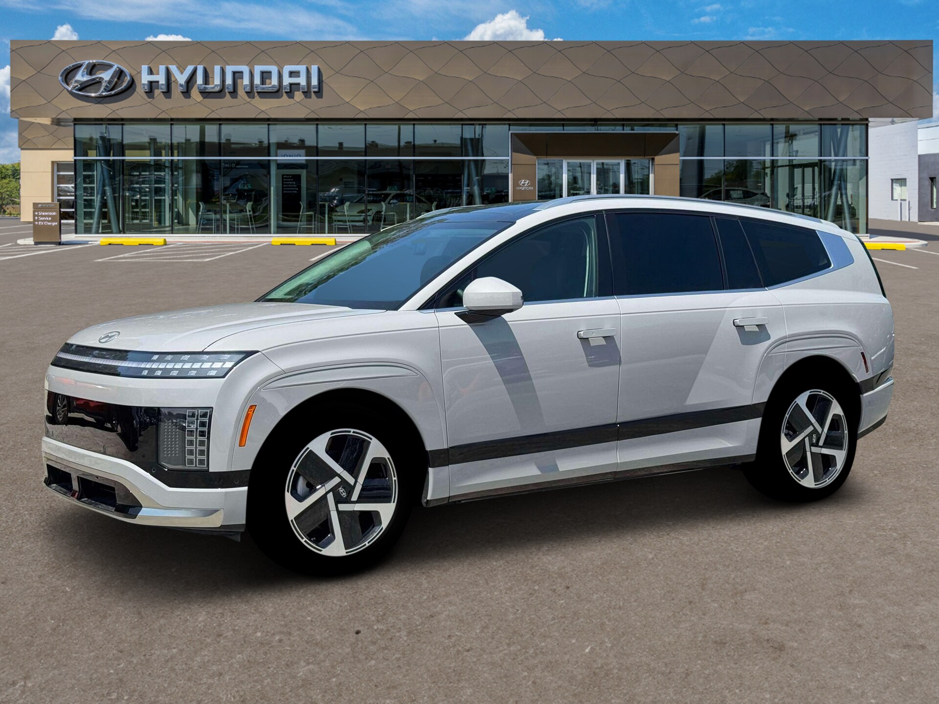 2026 Hyundai Ioniq photo 2